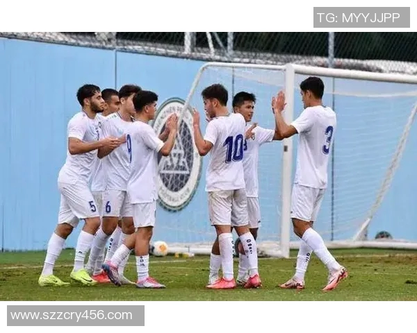 亚青赛U23中国队迎战乌兹别克斯坦队全力争胜展现青春风采